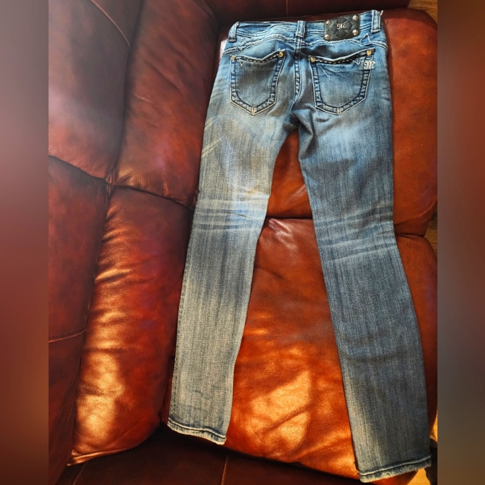 Miss Me Jeans, skinny sz 28, 33 length.  Good used condition.  Light washed blue